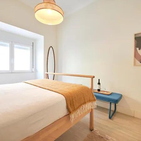 Charming 3Br Apt W/ Patio, By Timecooler Lisbon Exterior photo