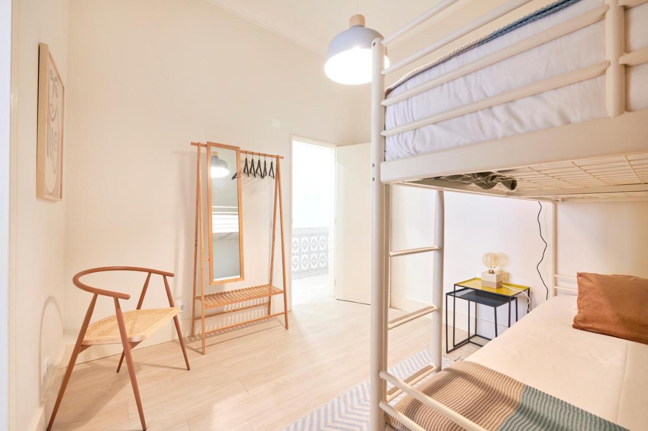 Charming 3br W/ Patio, By Timecooler Lisbona