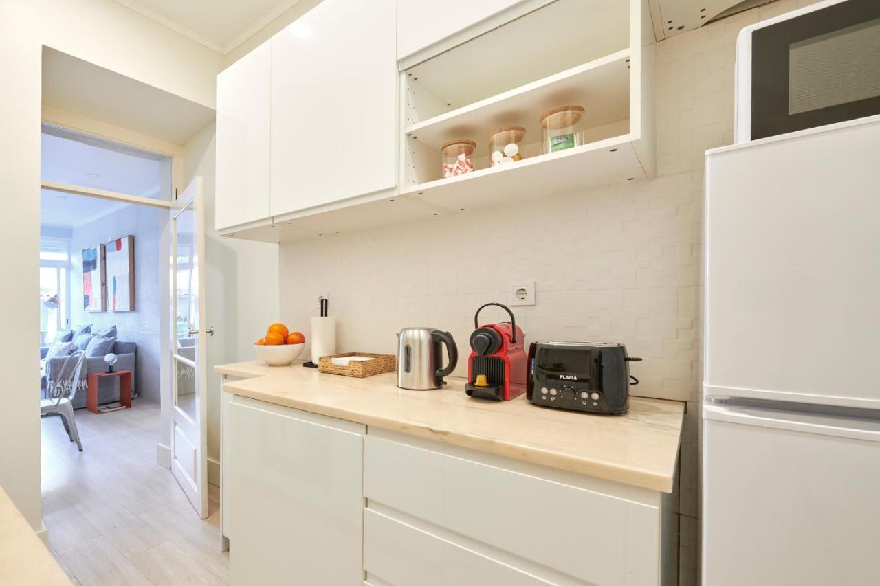 Appartamento Charming 3br W/ Patio, By Timecooler *